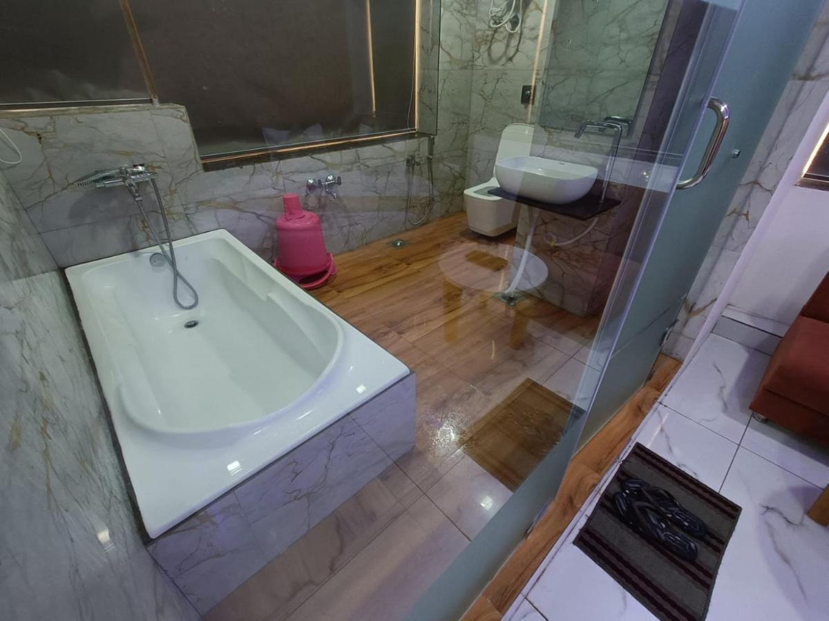 Hotel Rock Ānand Zewnętrze zdjęcie